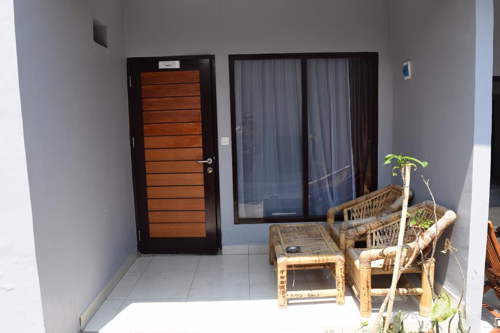 Gili Sands & Bar 3*